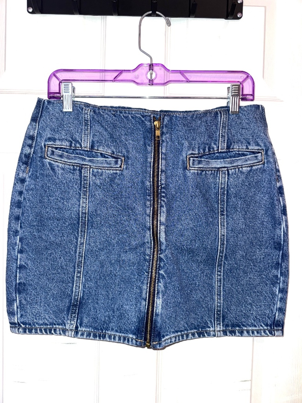 Old Navy Mid Rise Denim Zipper Front Mini Skirt